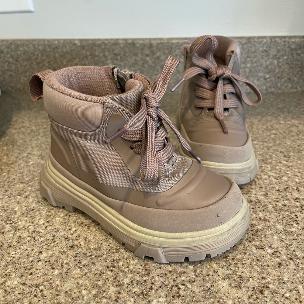 ZARA Toddler Boots